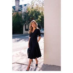 EUC Gal Meets Gal Edith City Crepe V Neckline Fit & Flare Pockets Black Dress 10